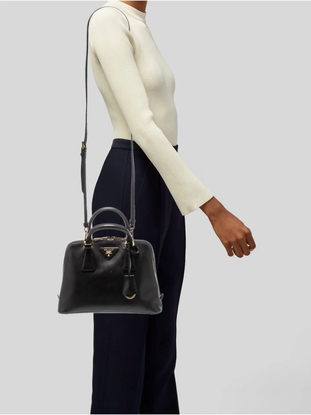 !!NEW!! Prada Black Saffiano Leather with Authenticity Card